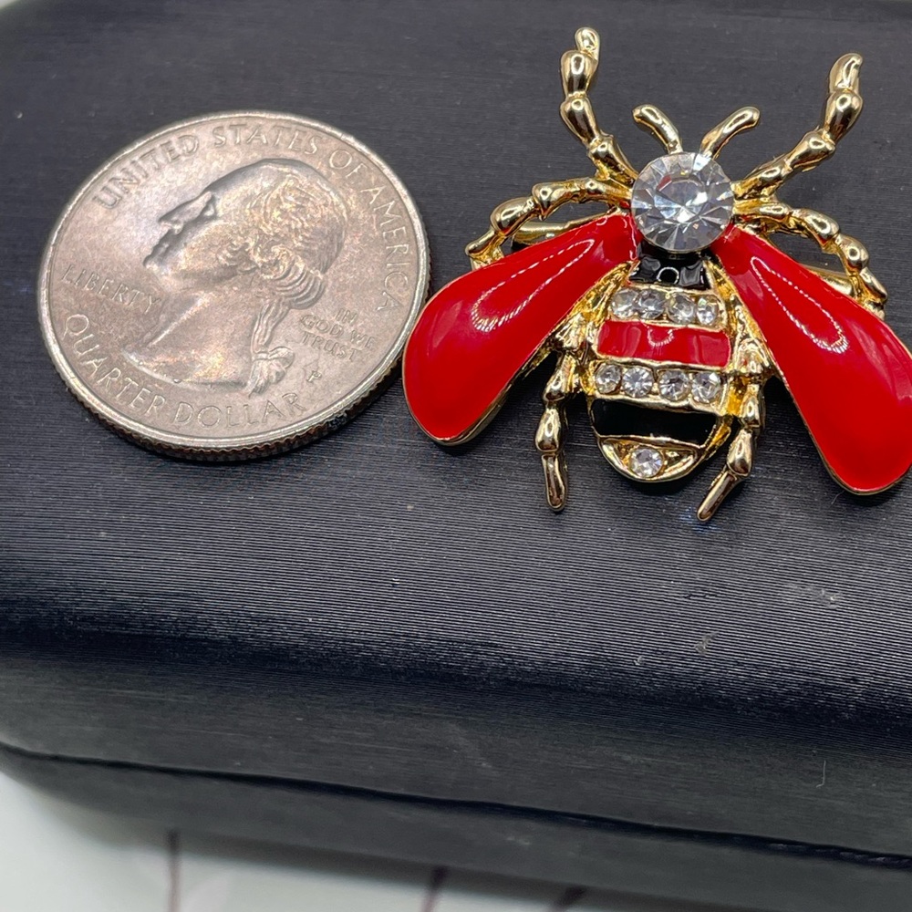 Vibrant Red, Black and Gold Rhinestone Fly or Bee Brooch Pin - Picture 3 of 3